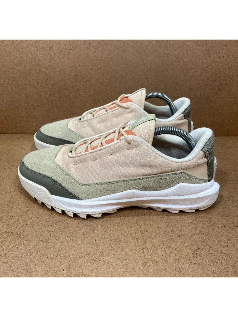 Sorel Ona 718 Low Womens Sneakers SZ10 Nova Sand/Paradox Suede Casual Sneakers